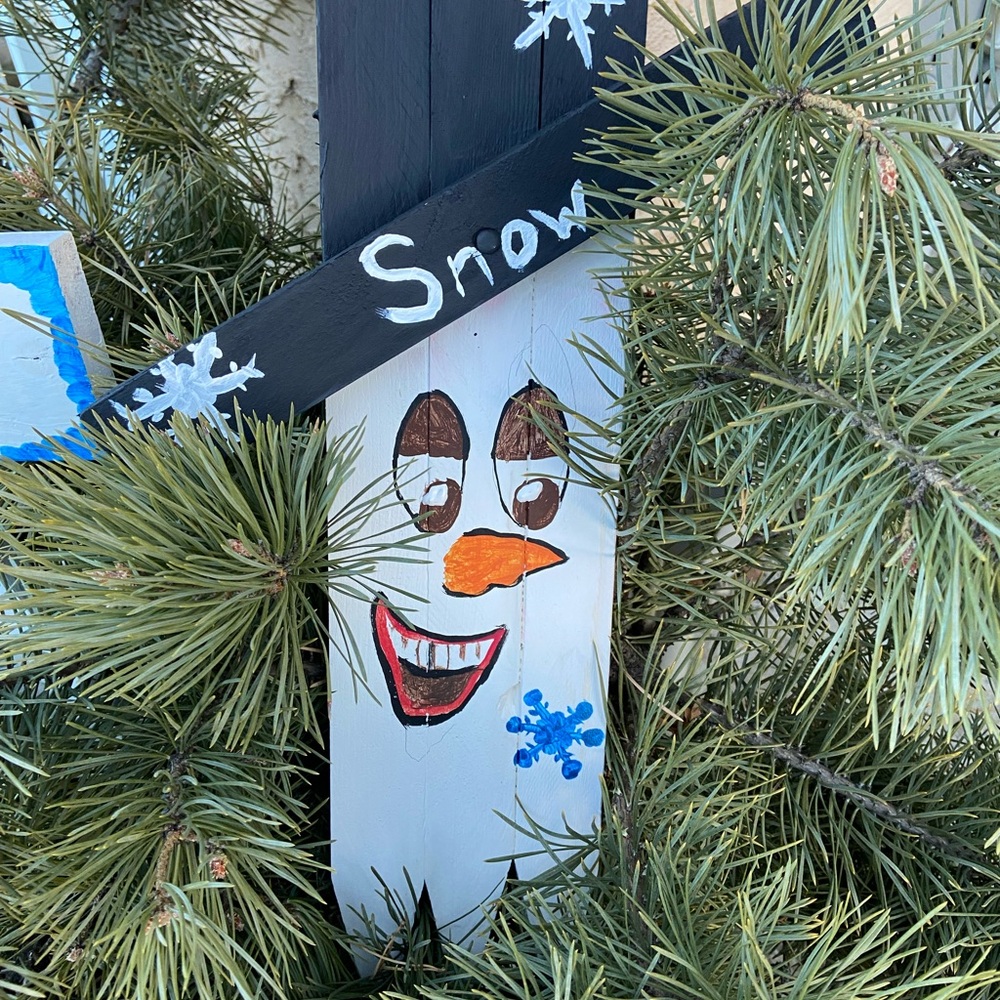 Festive Snowman Wooden Holiday Decor